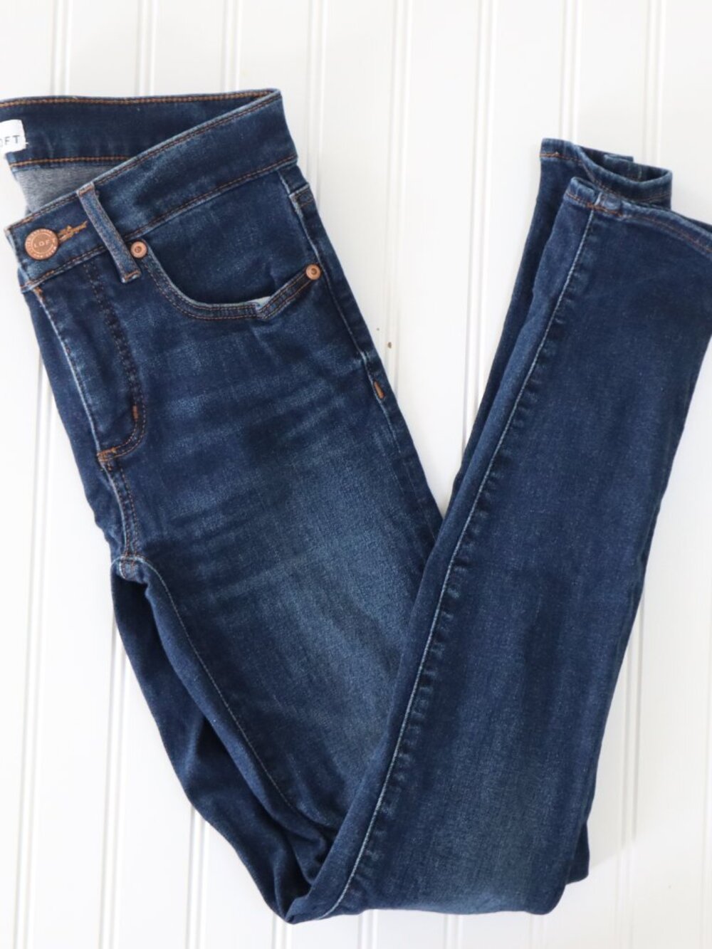 LOFT Skinny Crop Jeans Size 24/00 Dark Wash